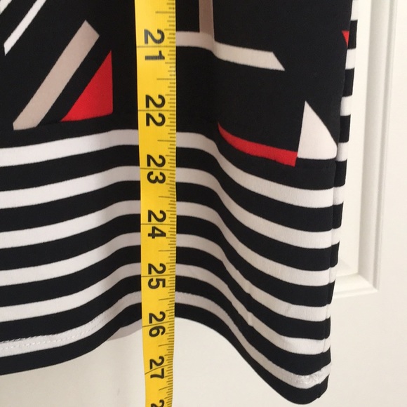 Calvin Klein Women’s Top XL Sleeveless Striped Black White Red Blouse - Picture 4 of 6